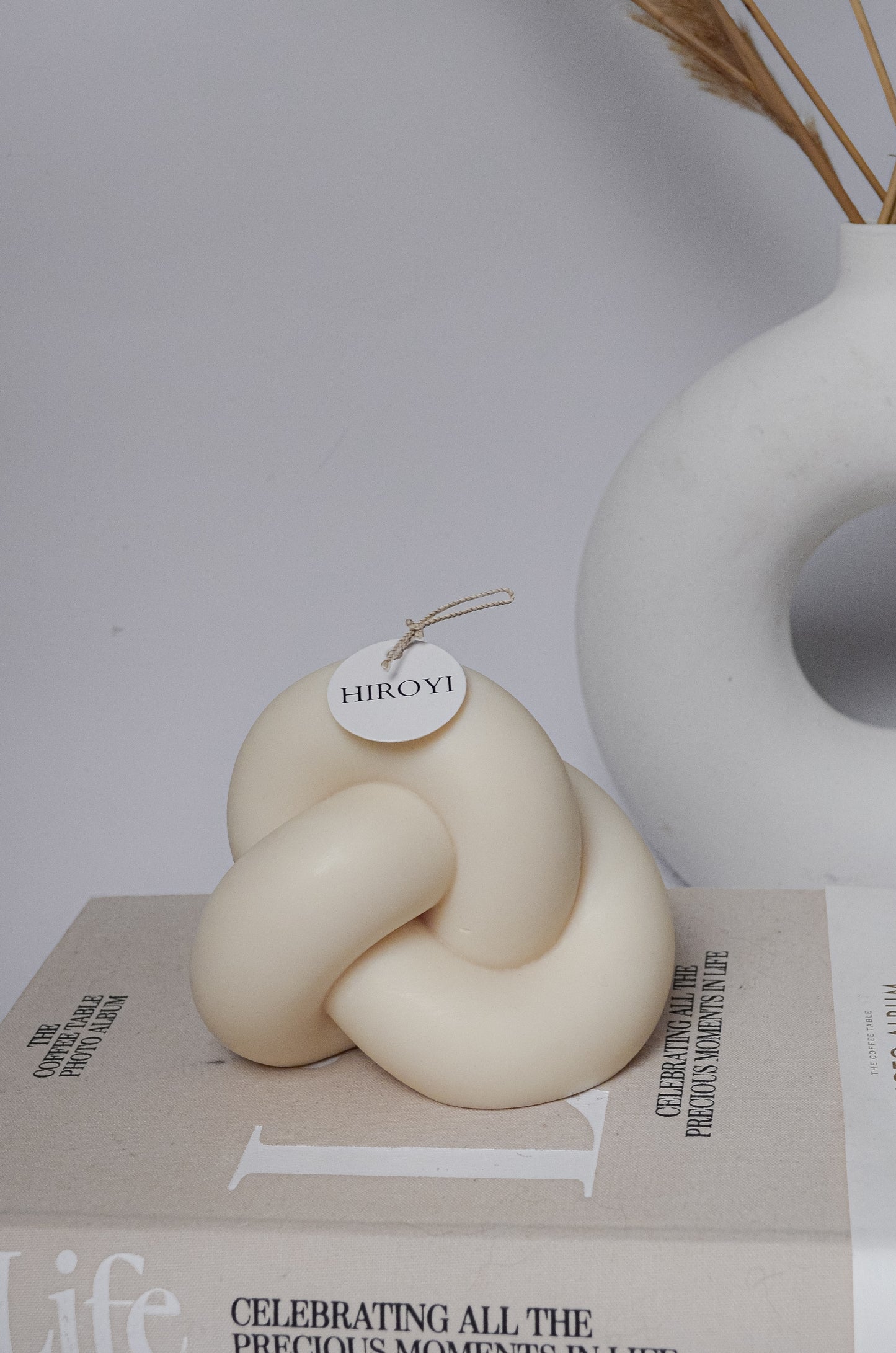 Ivory Knot soy candle