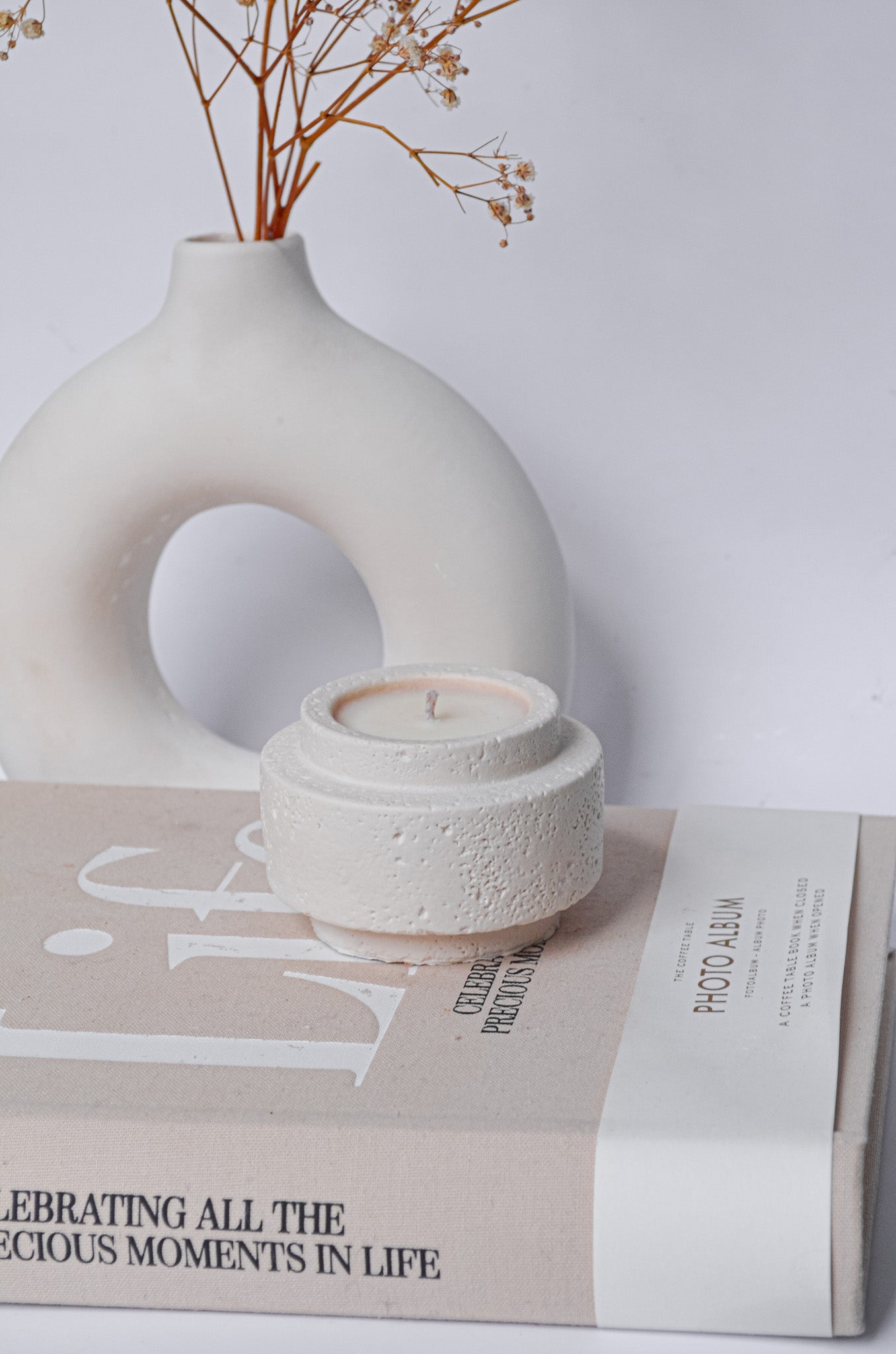 Minimalist Scented Candle