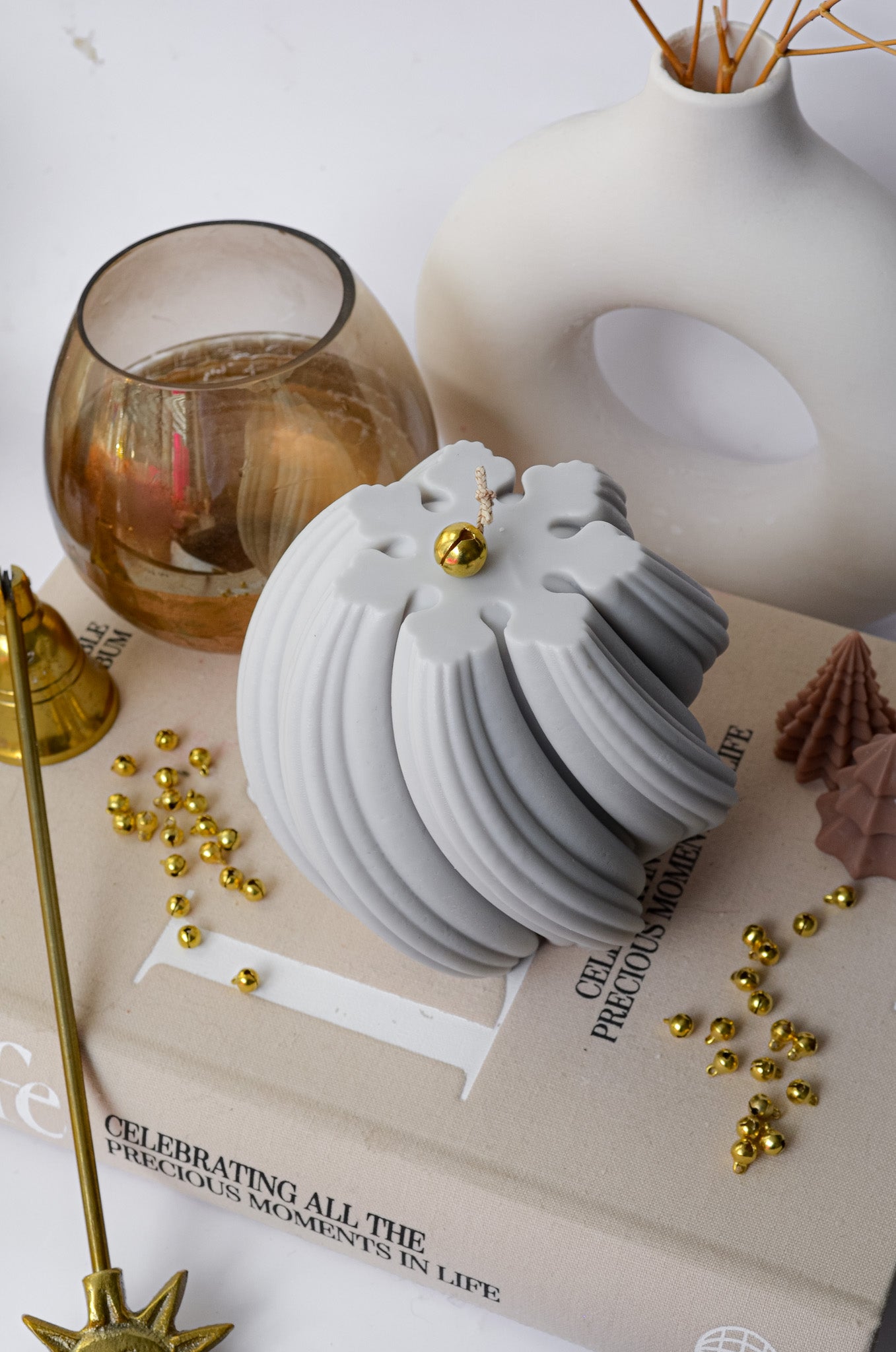 Bougie tourbillonnante de flocon de neige