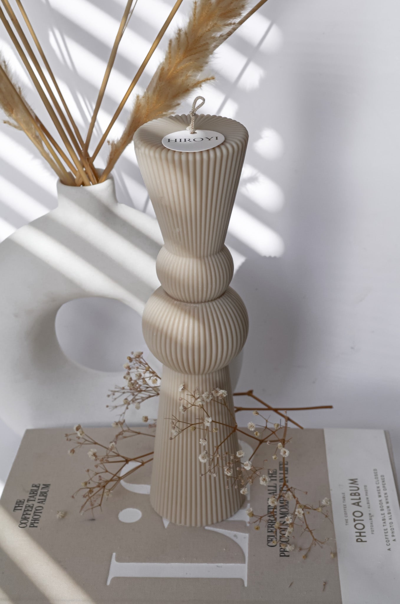 Geometric minimalist wabi-sabi, japandi decorative candle