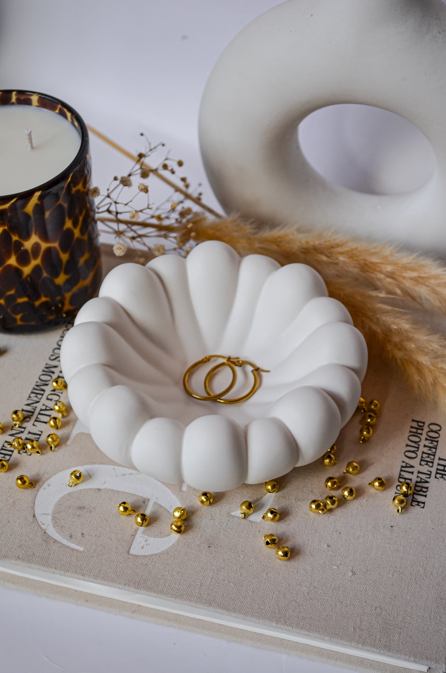 Jewellery off-white tray