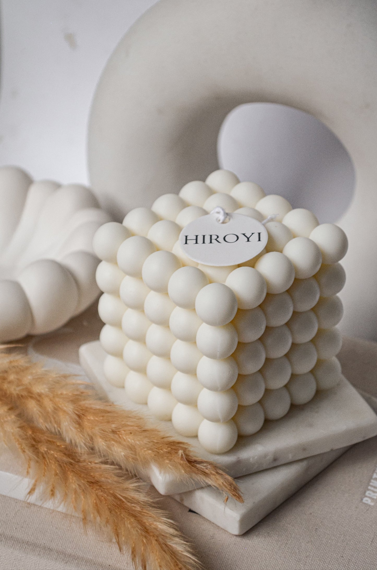Statement Big Bubble Candle